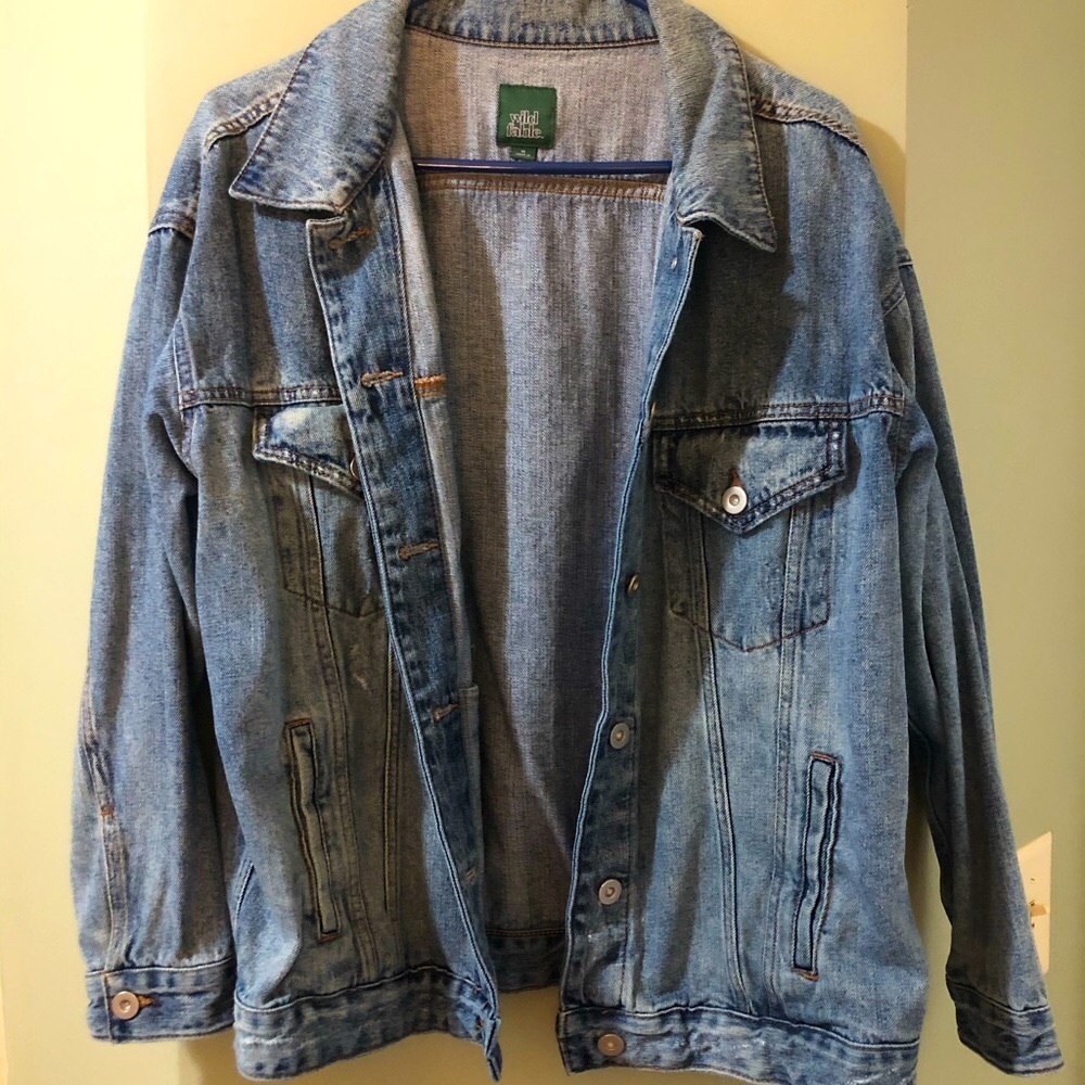 Wild Fable Overside Denim Trucker Jacket ✨ Size M